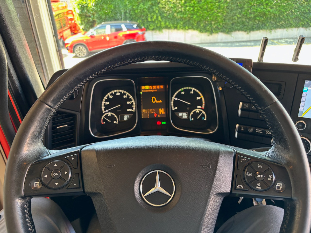 Camión caja cerrada MERCEDES Actros 1848: foto 6