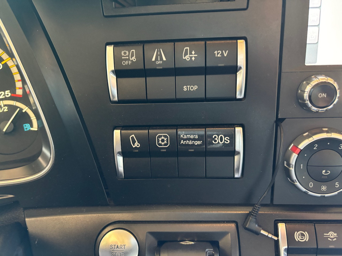 Camión caja cerrada MERCEDES Actros 1848: foto 12