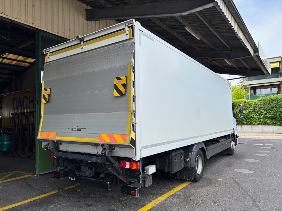 Camión caja cerrada MERCEDES Atego 1530: foto 11