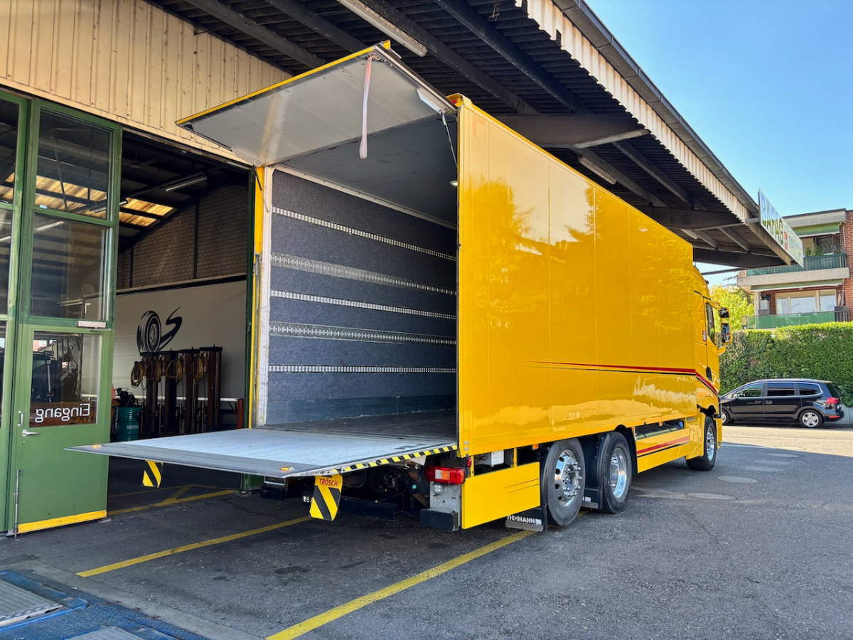 Camión caja cerrada RENAULT T520: foto 15 Camión caja cerrada RENAULT T520: foto 15
