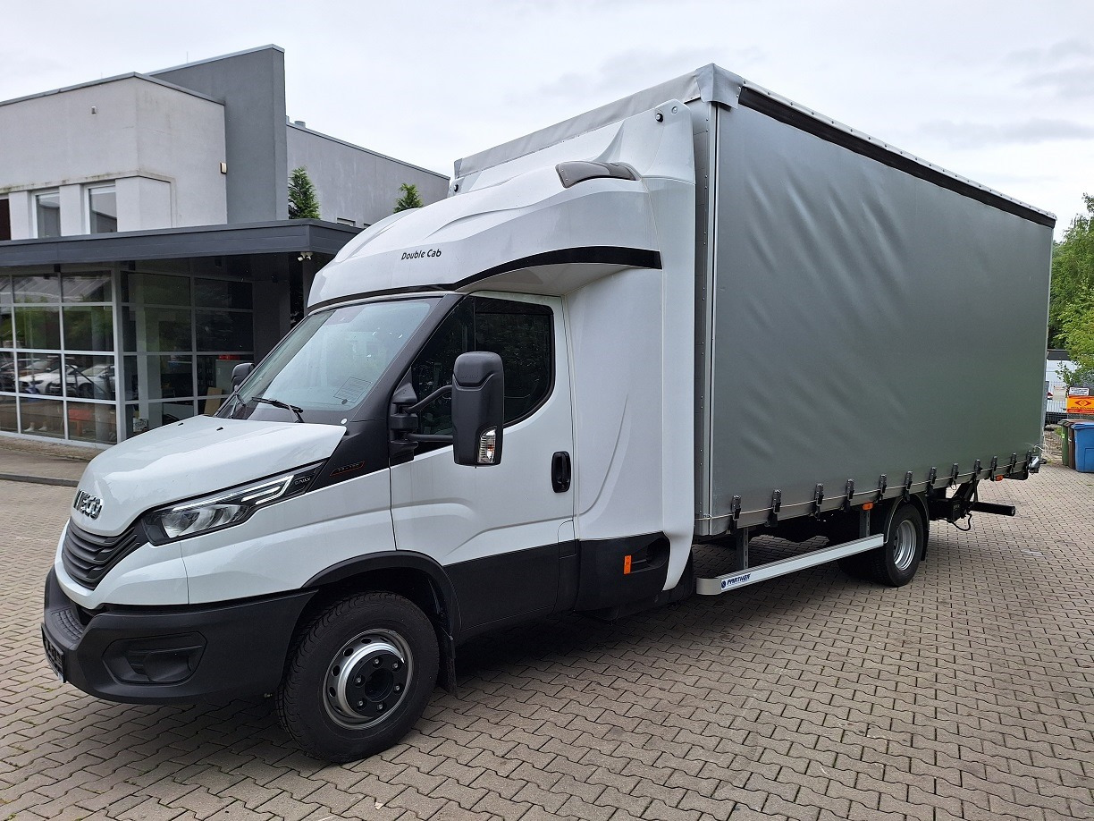 Iveco Daily 70C18 Backsleeper BÄR - Camión lona: foto 1 Iveco Daily 70C18 Backsleeper BÄR - Camión lona: foto 1