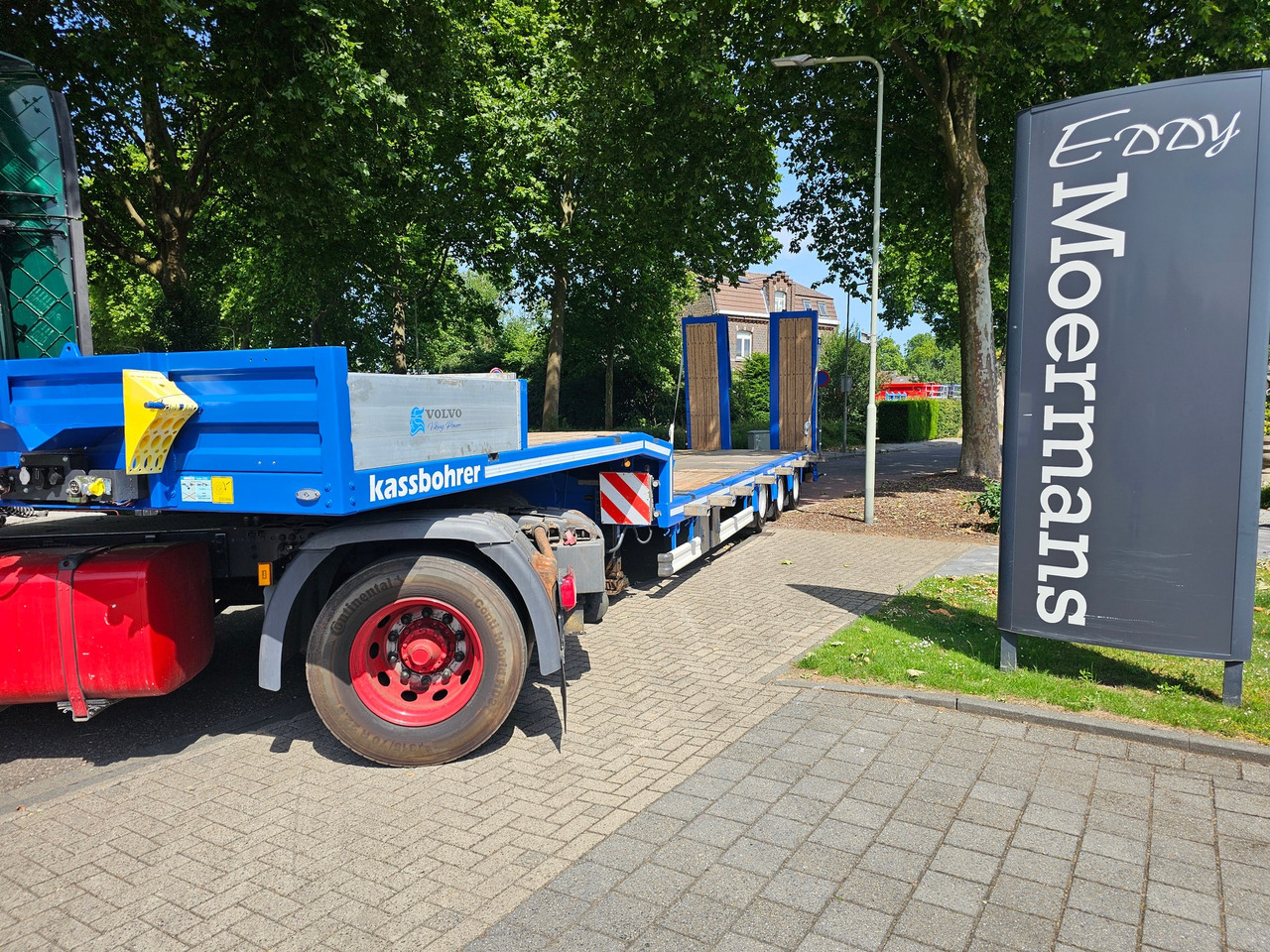 Kässbohrer LB3E With Hydraulic Flip Ramps - Semirremolque góndola rebajadas: foto 1 Kässbohrer LB3E With Hydraulic Flip Ramps - Semirremolque góndola rebajadas: foto 1