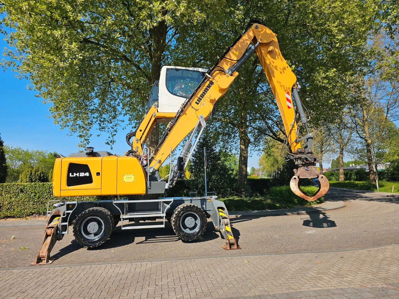 Liebherr LH 24M ( GK10 ) Mit Sortiergreifer - Excavadora de ruedas: foto 4 Liebherr LH 24M ( GK10 ) Mit Sortiergreifer - Excavadora de ruedas: foto 4