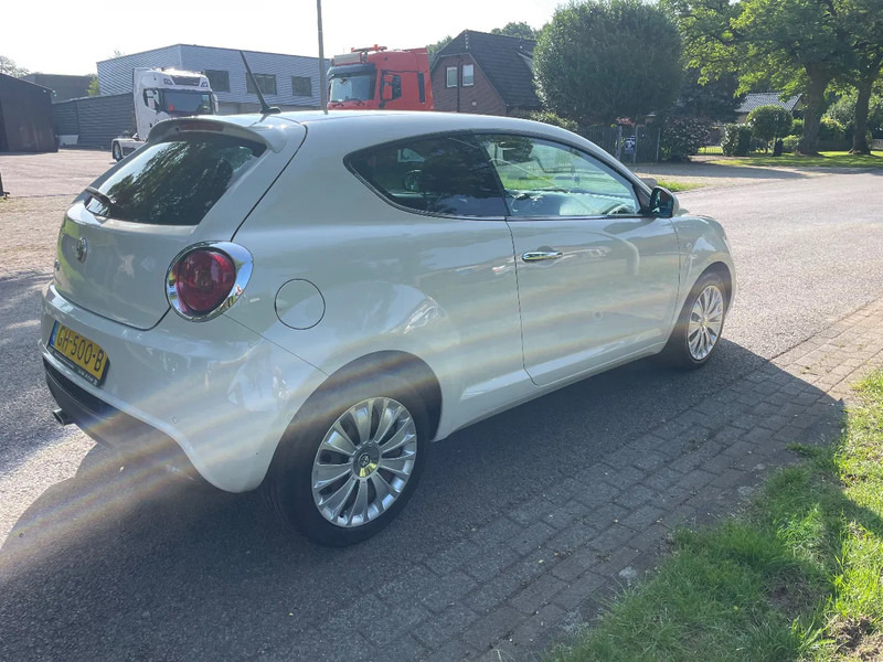 Alfa Romeo MiTo ALFA MITO Diesel MEGA MOOI - Hatchback: foto 5 Alfa Romeo MiTo ALFA MITO Diesel MEGA MOOI - Hatchback: foto 5