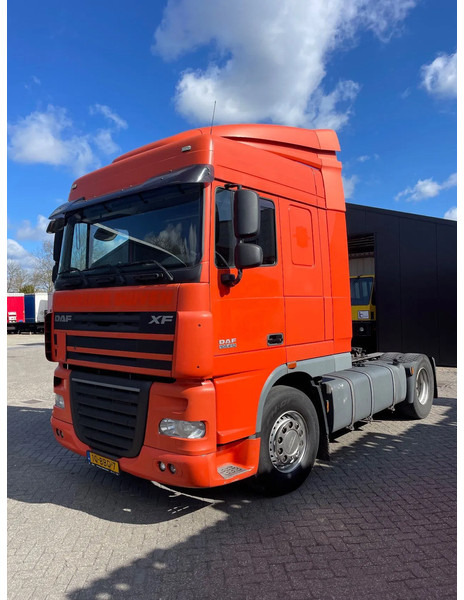 DAF XF 105 XF 105.410 FT HAND GESCHAKELD !!!!!!!!!!!!! - Cabeza tractora: foto 1 DAF XF 105 XF 105.410 FT HAND GESCHAKELD !!!!!!!!!!!!! - Cabeza tractora: foto 1