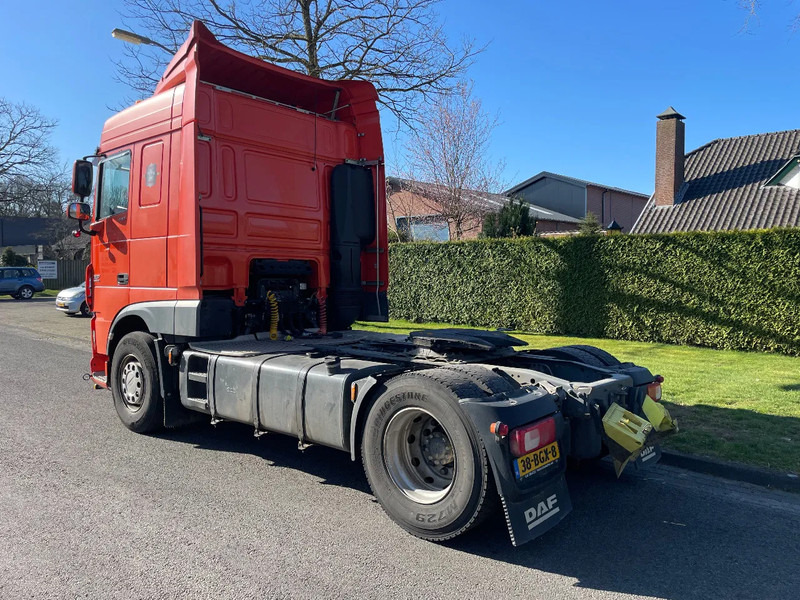 DAF XF 440 XF440 Daf Nieuwe tachograaf “”””””” Hand geschakeld - Cabeza tractora: foto 3 DAF XF 440 XF440 Daf Nieuwe tachograaf “”””””” Hand geschakeld - Cabeza tractora: foto 3