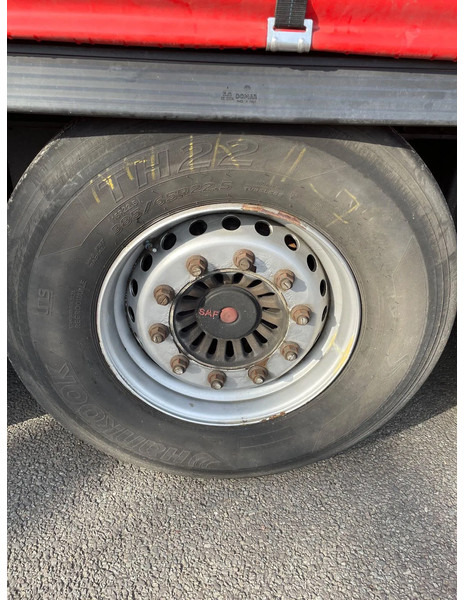 Kässbohrer Taut line XXL certificaat bij - Semirremolque lona: foto 4 Kässbohrer Taut line XXL certificaat bij - Semirremolque lona: foto 4