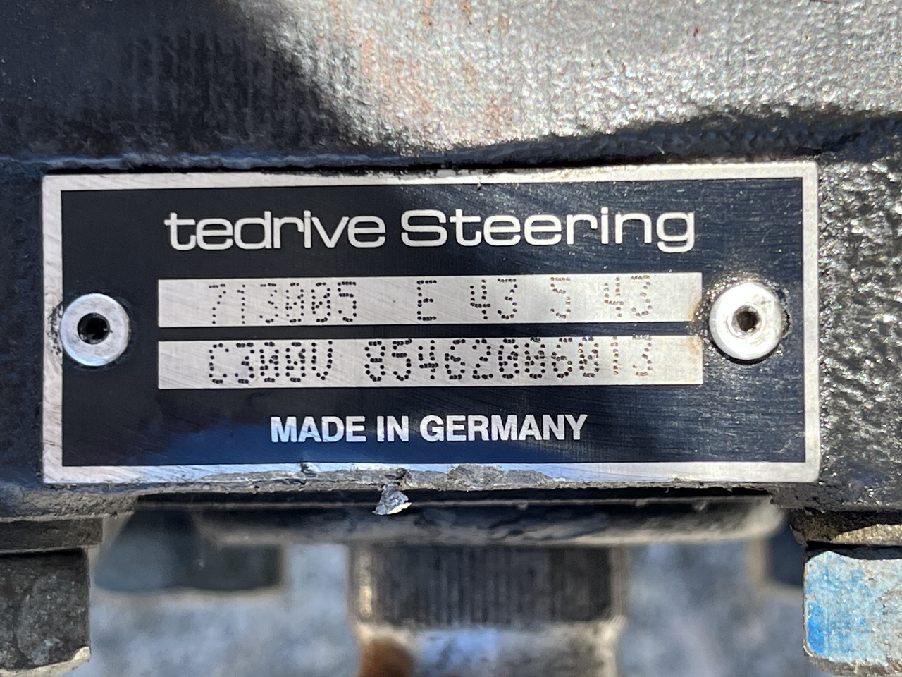 STEERING GEAR RBL C300 MAN TGL - Dirección para Camión: foto 3 STEERING GEAR RBL C300 MAN TGL - Dirección para Camión: foto 3