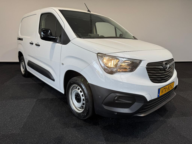 Opel COMBO 1.5 Blue HDI 3 zits euro Airco Navigatie Apple car play 3 zits - Furgoneta pequeña: foto 1 Opel COMBO 1.5 Blue HDI 3 zits euro Airco Navigatie Apple car play 3 zits - Furgoneta pequeña: foto 1