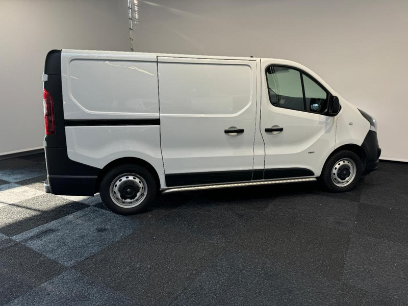 Opel VIVARO L1H1 Euro 6 Airco Navigatie Cruise control - Furgoneta pequeña: foto 3 Opel VIVARO L1H1 Euro 6 Airco Navigatie Cruise control - Furgoneta pequeña: foto 3