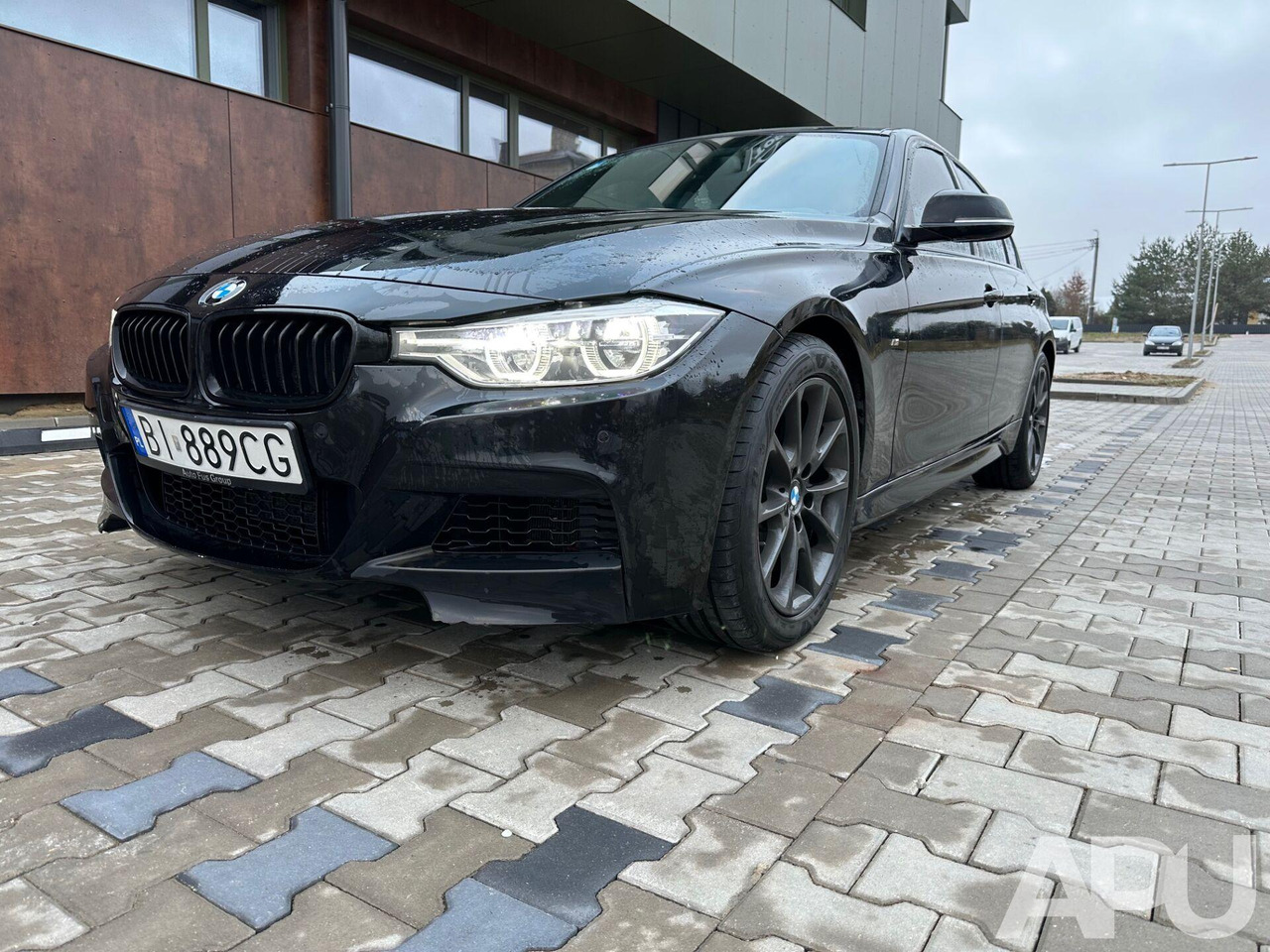 BMW 330i F30 M-PAKIET PERFORMANCE - Coche: foto 1 BMW 330i F30 M-PAKIET PERFORMANCE - Coche: foto 1