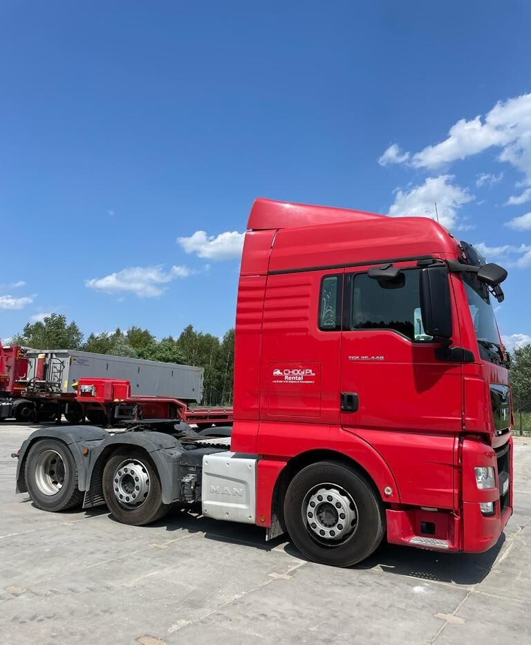 MAN TGX 26.440 - Cabeza tractora: foto 2 MAN TGX 26.440 - Cabeza tractora: foto 2