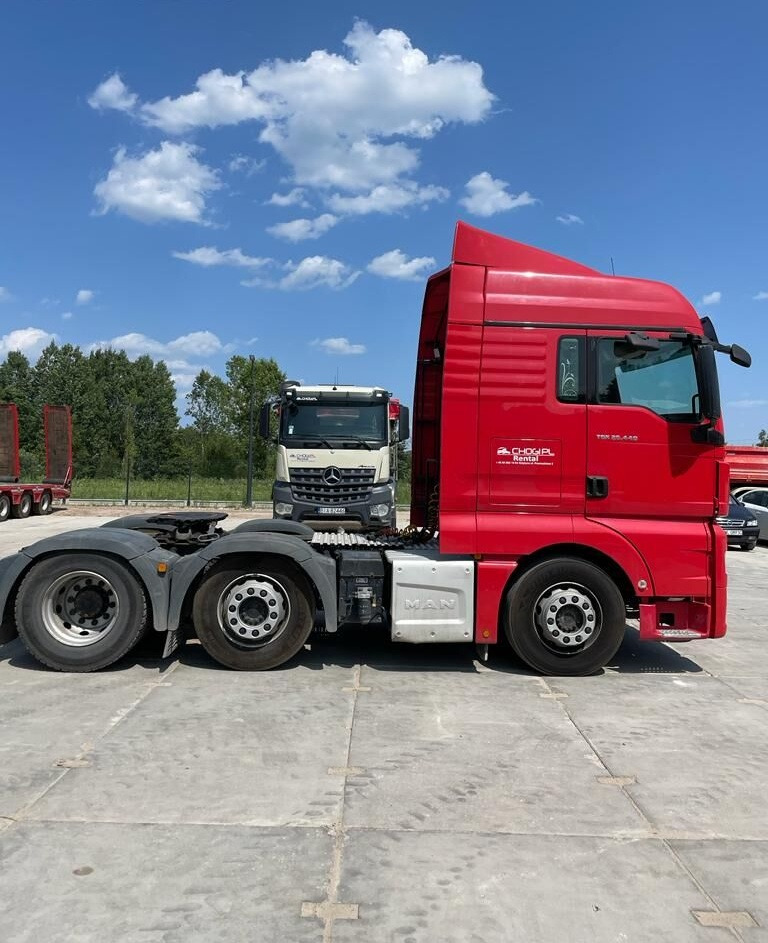 MAN TGX 26.440 - Cabeza tractora: foto 3 MAN TGX 26.440 - Cabeza tractora: foto 3
