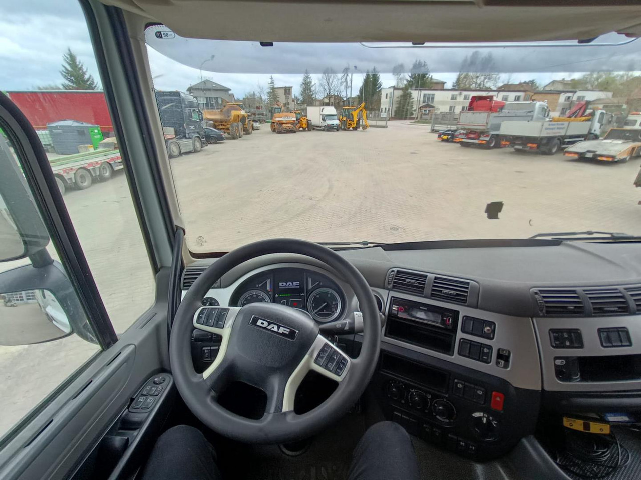 Camión volquete DAF CF510: foto 12 Camión volquete DAF CF510: foto 12