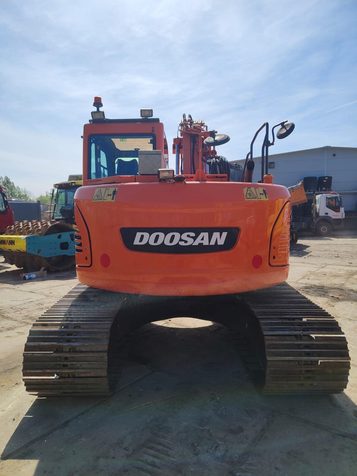 DOOSAN DX140LCR-3 - Excavadora de cadenas: foto 5 DOOSAN DX140LCR-3 - Excavadora de cadenas: foto 5