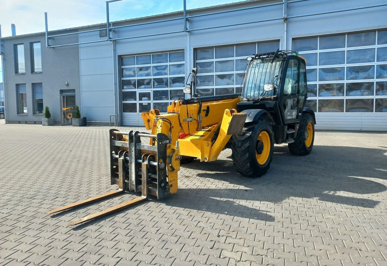 JCB 540-140 - Manipulador telescópico: foto 1 JCB 540-140 - Manipulador telescópico: foto 1