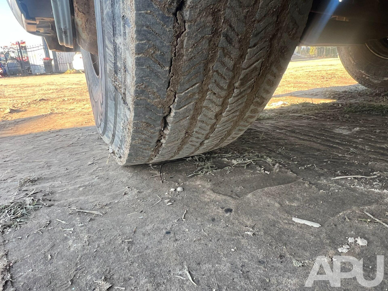 Camión chasis Volvo FM 380/FM13: foto 12