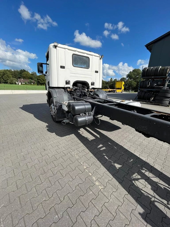 Scania Scania P124 360 1998 6x4 - Cabeza tractora: foto 5 Scania Scania P124 360 1998 6x4 - Cabeza tractora: foto 5
