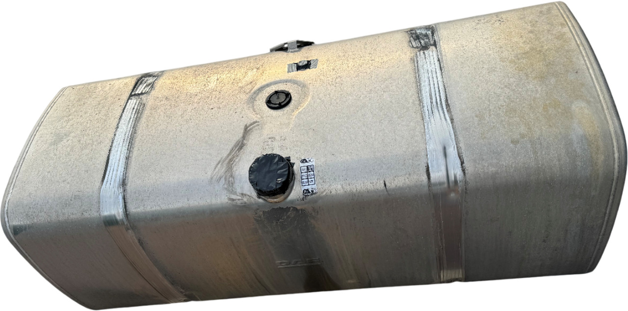 DAF CF XD XF XG BRANDSTOFTANK 620 LTR GEBRUIKT 2198084U - Depósito de combustible para Camión: foto 2 DAF CF XD XF XG BRANDSTOFTANK 620 LTR GEBRUIKT 2198084U - Depósito de combustible para Camión: foto 2
