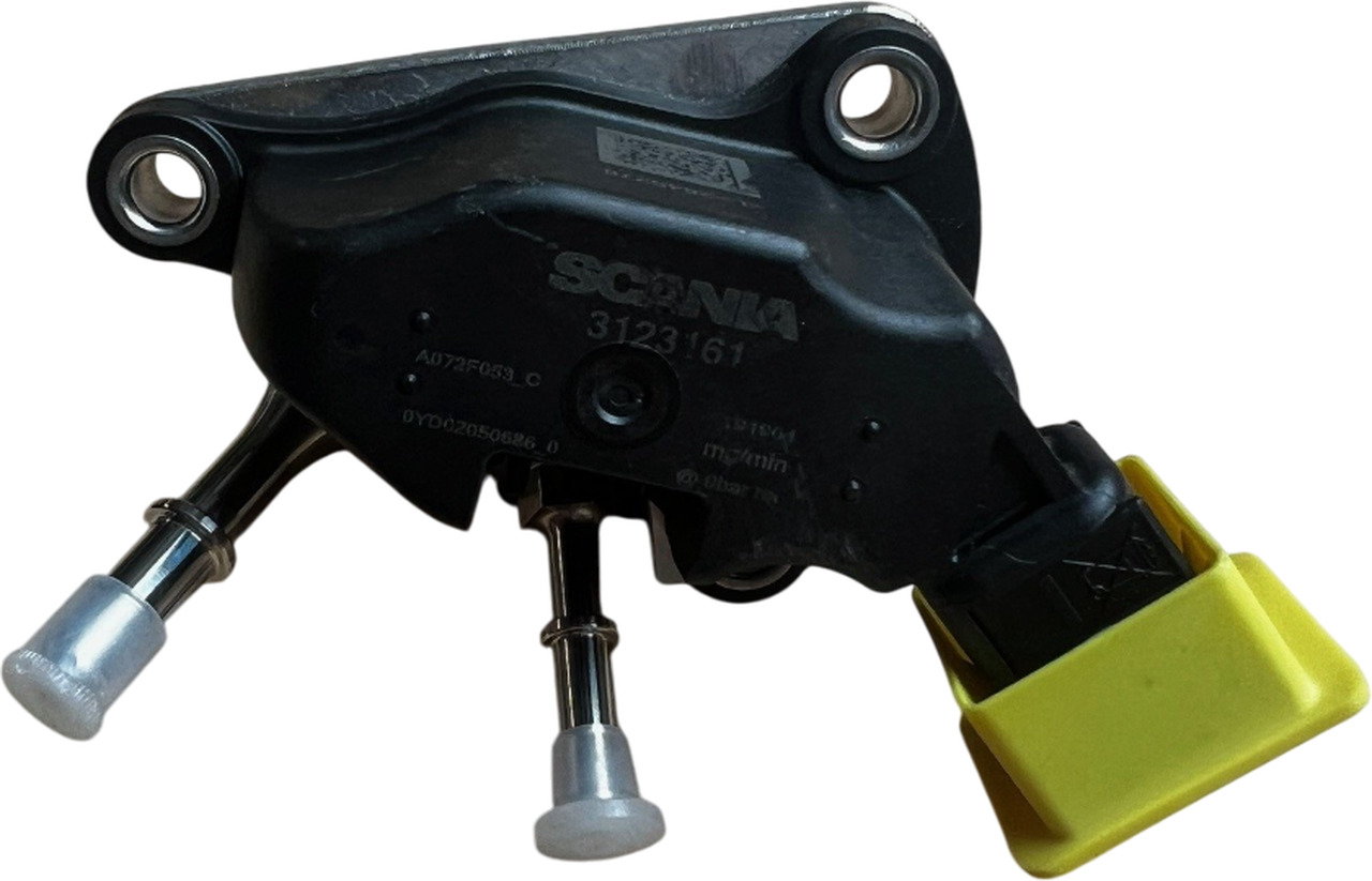 SCANIA S 2020– ADBLUE DOSEERMODULE | 2950983 - Sistema de escape para Camión: foto 4 SCANIA S 2020– ADBLUE DOSEERMODULE | 2950983 - Sistema de escape para Camión: foto 4