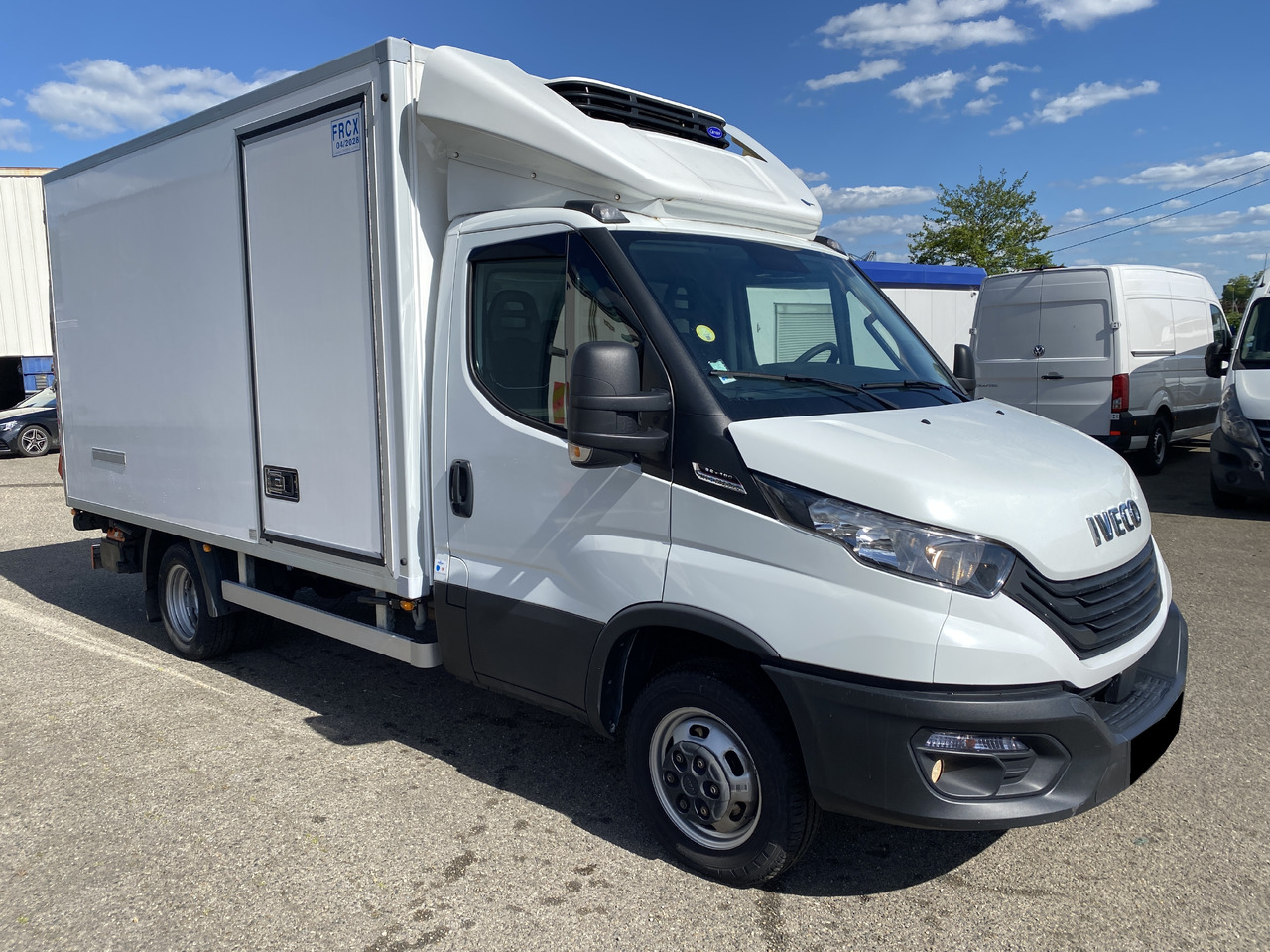 IVECO daily frigo boite auto hayon - Furgoneta frigorifica: foto 1 IVECO daily frigo boite auto hayon - Furgoneta frigorifica: foto 1