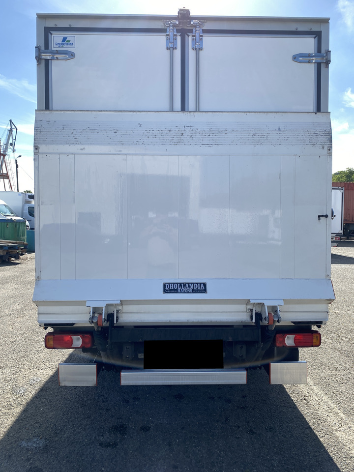 IVECO daily frigo boite auto hayon - Furgoneta frigorifica: foto 5 IVECO daily frigo boite auto hayon - Furgoneta frigorifica: foto 5