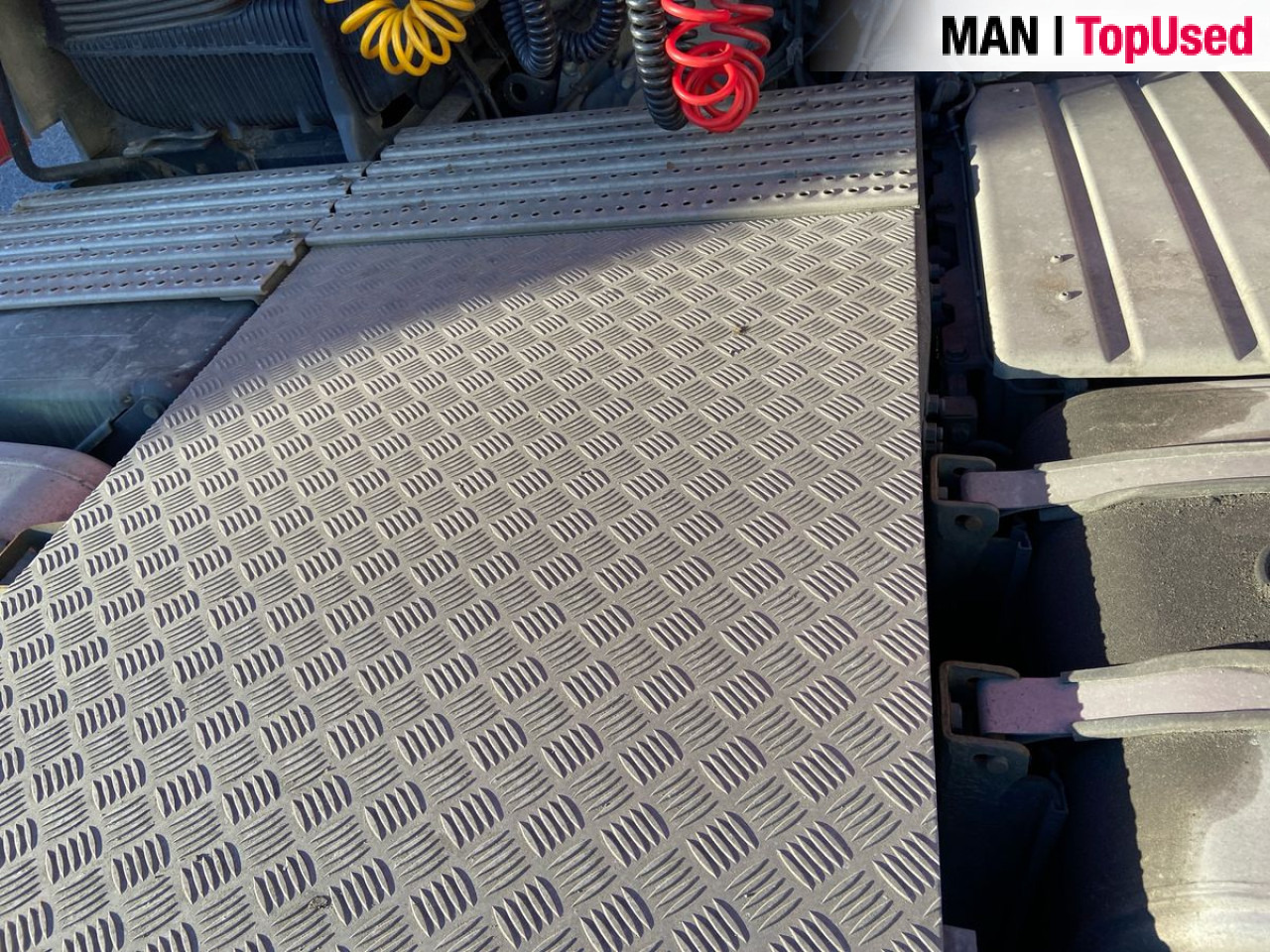 MAN TGX 18.460 4X2 BLS "ADR EX II / AT" - Cabeza tractora: foto 4 MAN TGX 18.460 4X2 BLS "ADR EX II / AT" - Cabeza tractora: foto 4