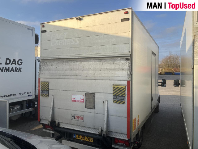 IVECO 35S16 - Furgoneta caja cerrada: foto 3 IVECO 35S16 - Furgoneta caja cerrada: foto 3