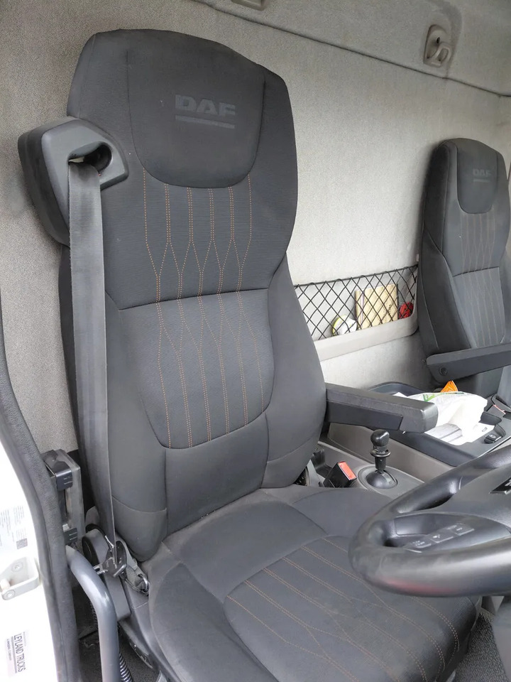 2020 DAF 260 HP AUTO CURTAINSIDER - Camión lona: foto 3 2020 DAF 260 HP AUTO CURTAINSIDER - Camión lona: foto 3