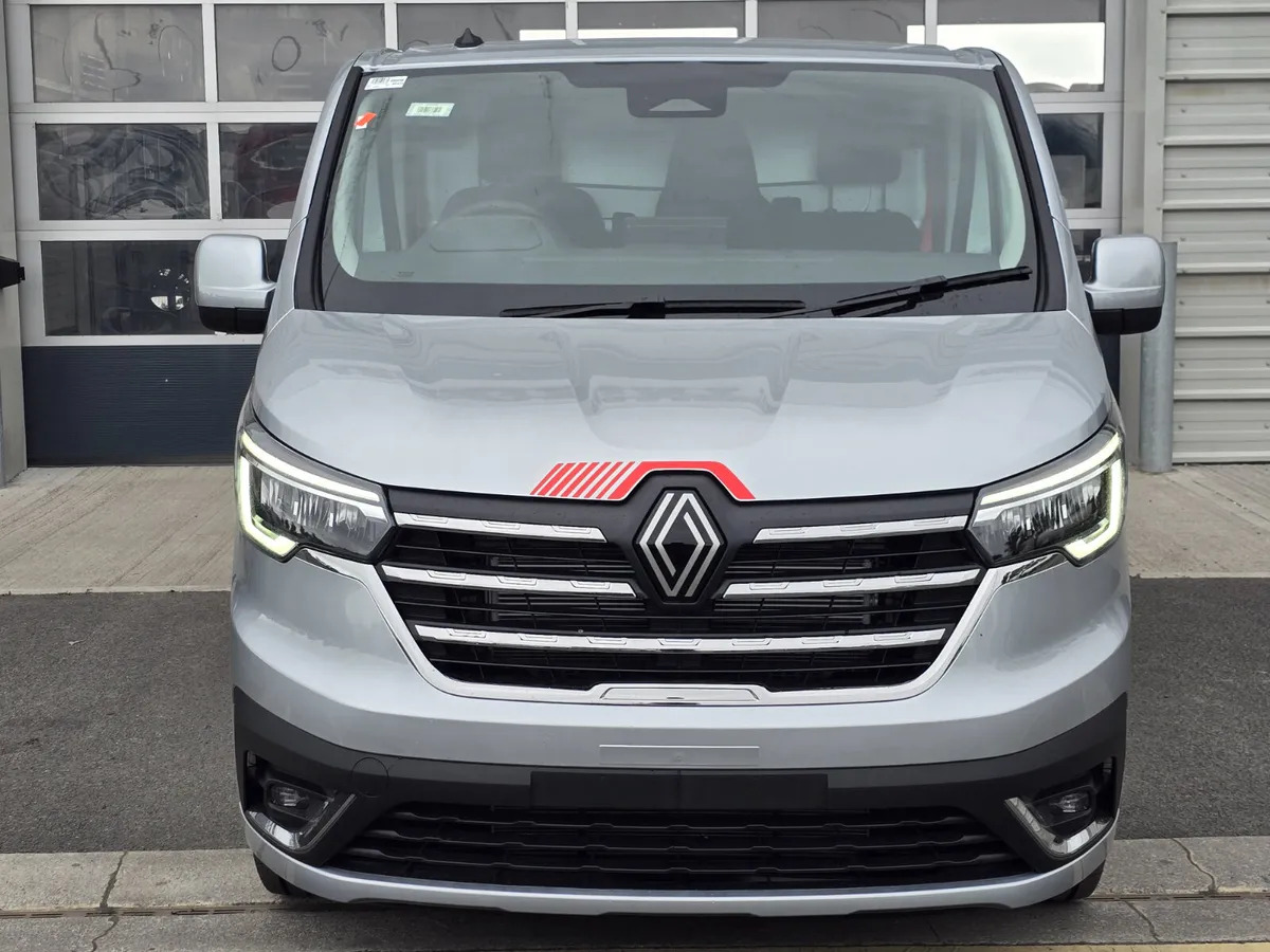 2025 Renault Trafic Exclusive 170BHP Auto - Furgón: foto 2 2025 Renault Trafic Exclusive 170BHP Auto - Furgón: foto 2