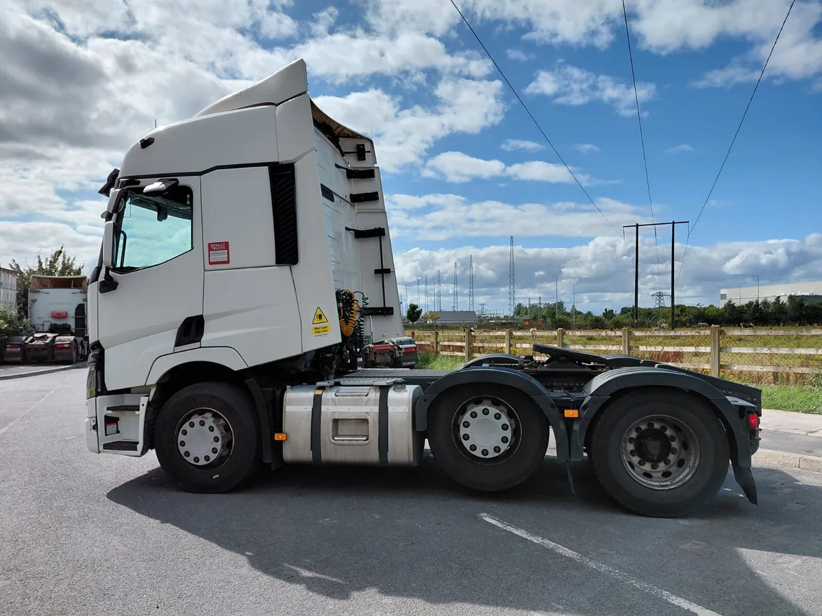 2017 Renault T520 6×2 PUSHER TML E6 - Cabeza tractora: foto 4 2017 Renault T520 6×2 PUSHER TML E6 - Cabeza tractora: foto 4