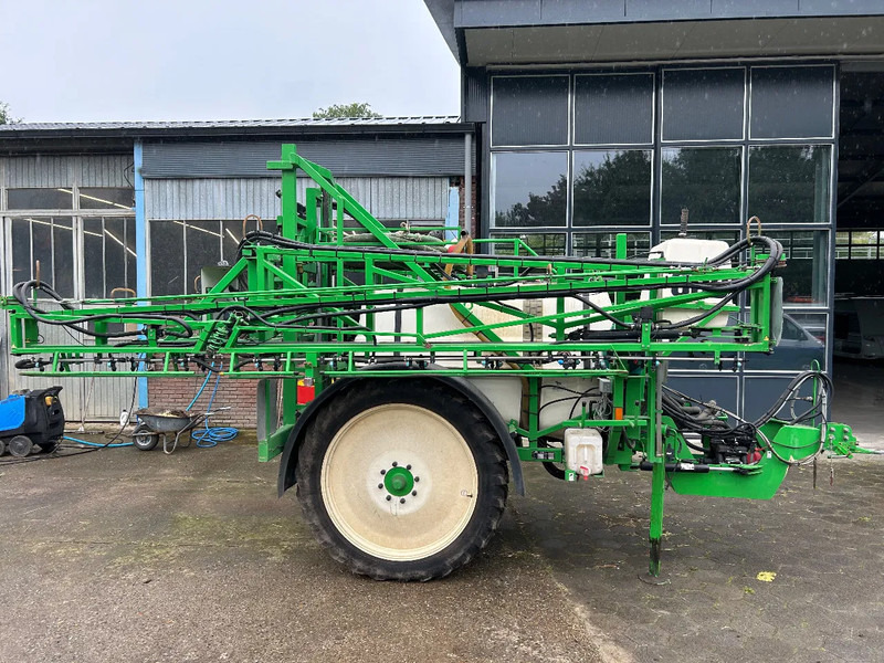 CHD veldspuit U1827 - Pulverizador arrastrado: foto 2 CHD veldspuit U1827 - Pulverizador arrastrado: foto 2