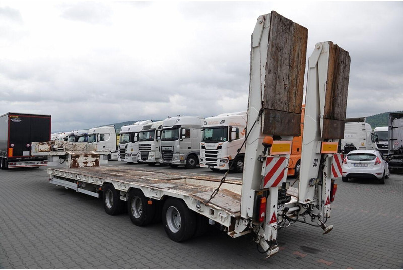 ACTM NACZEPA LAWETA / NISKOPODWOZIOWE / NAJAZDY HYDRAULICZNE / 13,6 M - Semirremolque góndola rebajadas: foto 4 ACTM NACZEPA LAWETA / NISKOPODWOZIOWE / NAJAZDY HYDRAULICZNE / 13,6 M - Semirremolque góndola rebajadas: foto 4