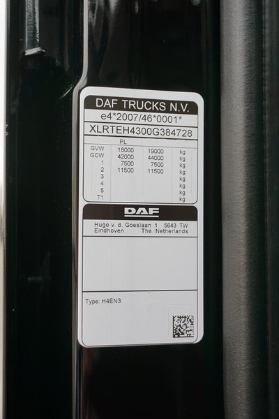 Cabeza tractora DAF 106 / 480 / EURO 6 / ACC / MEGA / I – COOL / LOW DECK / SUPER SP: foto 11 Cabeza tractora DAF 106 / 480 / EURO 6 / ACC / MEGA / I – COOL / LOW DECK / SUPER SP: foto 11