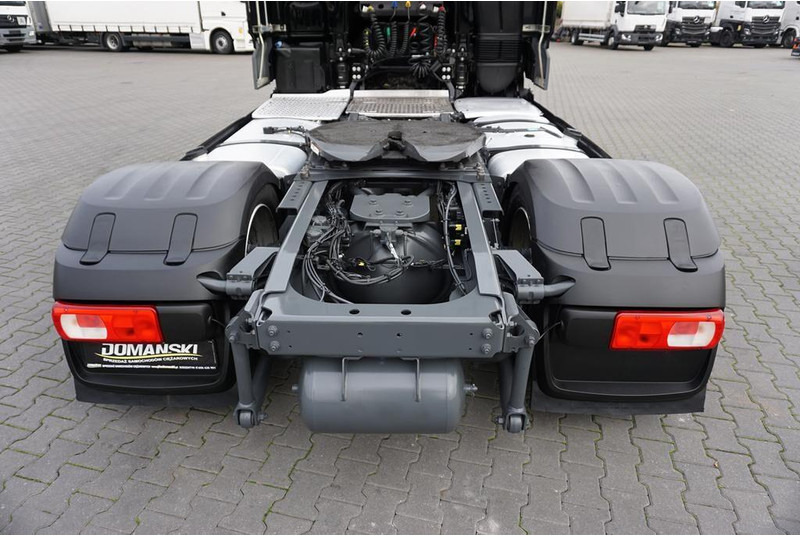 Cabeza tractora DAF 106 / 480 / EURO 6 / ACC / MEGA / I – COOL / LOW DECK / SUPER SP: foto 16 Cabeza tractora DAF 106 / 480 / EURO 6 / ACC / MEGA / I – COOL / LOW DECK / SUPER SP: foto 16