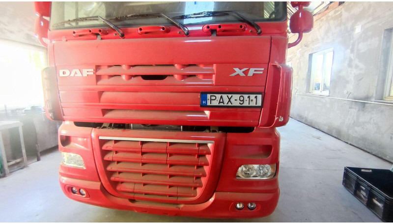 DAF XF 105.460 Lowdeck - MEGA - Cabeza tractora: foto 3 DAF XF 105.460 Lowdeck - MEGA - Cabeza tractora: foto 3