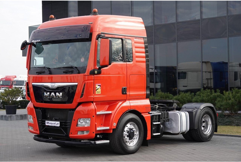 MAN TGX 18.440 / 4x4 / HYDRAULIKA / HYDRODRIVE / EURO 6 / MANUAL / P - Cabeza tractora: foto 4 MAN TGX 18.440 / 4x4 / HYDRAULIKA / HYDRODRIVE / EURO 6 / MANUAL / P - Cabeza tractora: foto 4