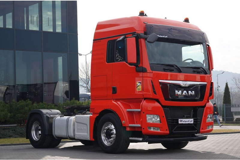 MAN TGX 18.440 / 4x4 / HYDRAULIKA / HYDRODRIVE / EURO 6 / MANUAL / P - Cabeza tractora: foto 1 MAN TGX 18.440 / 4x4 / HYDRAULIKA / HYDRODRIVE / EURO 6 / MANUAL / P - Cabeza tractora: foto 1