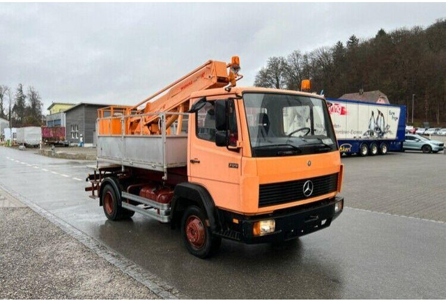 Mercedes-Benz 709 Bucket truck Wumag 14 m - Camión, Camión grúa: foto 2 Mercedes-Benz 709 Bucket truck Wumag 14 m - Camión, Camión grúa: foto 2