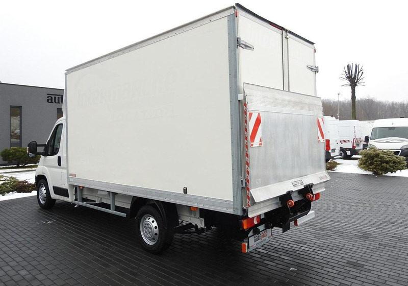 Furgoneta caja cerrada Citroën JUMPER KONTENER WINDA 8 PALET TEMPOMAT NAWIGACJA KLIMATYZACJA 1: foto 9 Furgoneta caja cerrada Citroën JUMPER KONTENER WINDA 8 PALET TEMPOMAT NAWIGACJA KLIMATYZACJA 1: foto 9