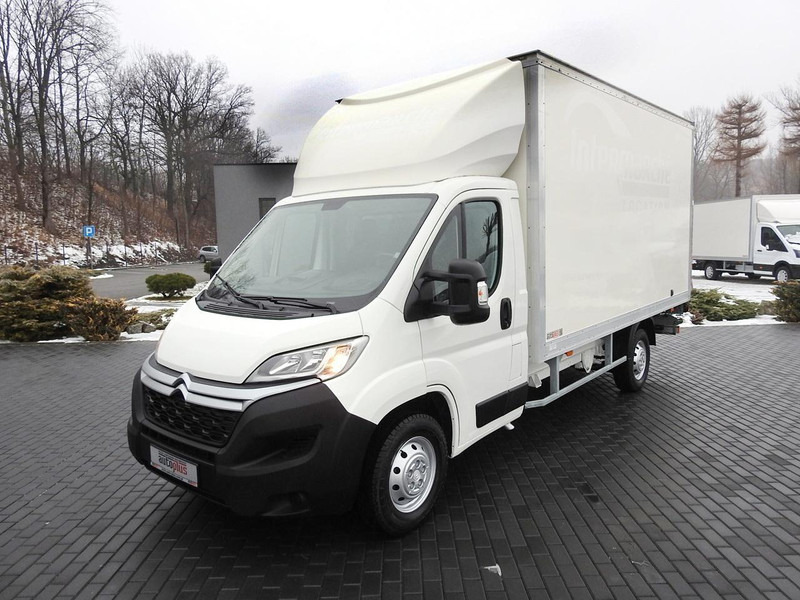 Furgoneta caja cerrada Citroën JUMPER KONTENER WINDA 8 PALET TEMPOMAT NAWIGACJA KLIMATYZACJA 1: foto 19 Furgoneta caja cerrada Citroën JUMPER KONTENER WINDA 8 PALET TEMPOMAT NAWIGACJA KLIMATYZACJA 1: foto 19