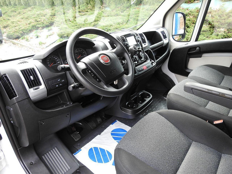 Fiat DUCATO PLANDEKA WINDA 9 PALET WEBASTO TEMPOMAT KLIMATYZACJA LEDY - Furgoneta con lona: foto 2 Fiat DUCATO PLANDEKA WINDA 9 PALET WEBASTO TEMPOMAT KLIMATYZACJA LEDY - Furgoneta con lona: foto 2