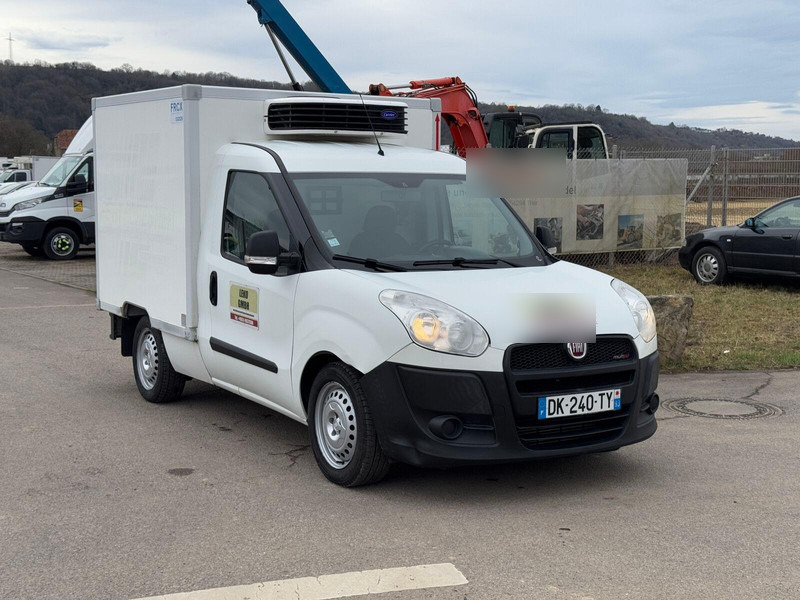 Fiat Doblò Ohne Originale Brief - Furgoneta frigorifica: foto 1 Fiat Doblò Ohne Originale Brief - Furgoneta frigorifica: foto 1