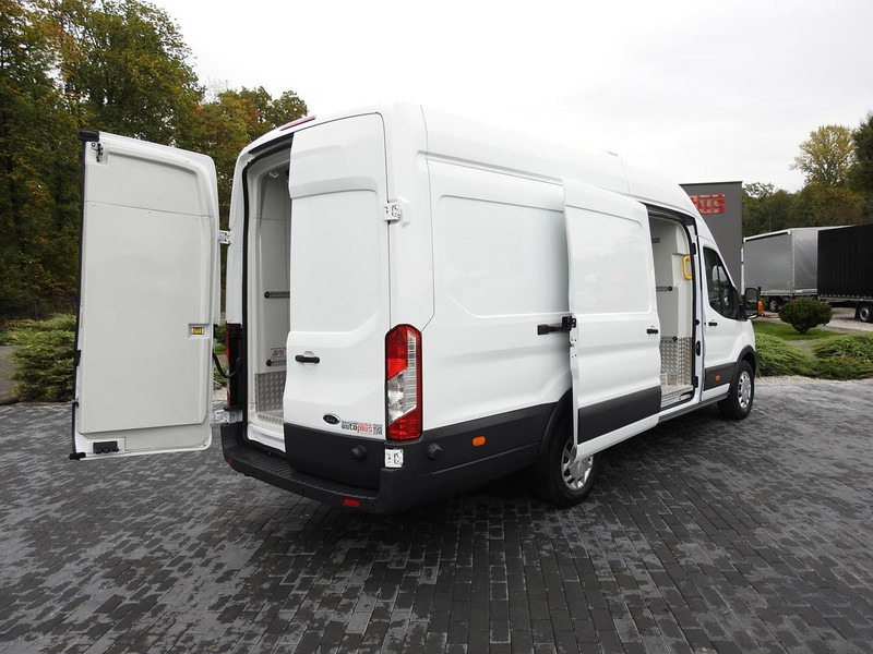 Ford TRANSIT FURGON CHŁODNIA 0*C FUNKCJA GRZANIA ZASILANIE 230V TEMP - Furgoneta frigorifica: foto 3 Ford TRANSIT FURGON CHŁODNIA 0*C FUNKCJA GRZANIA ZASILANIE 230V TEMP - Furgoneta frigorifica: foto 3