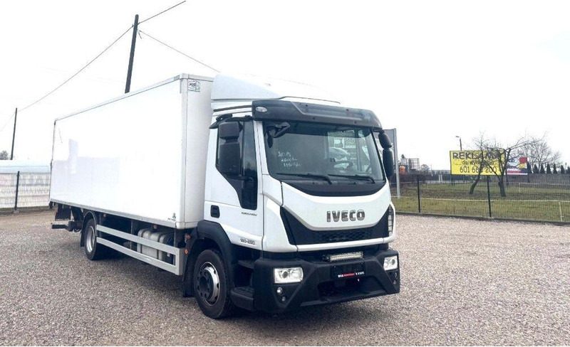 Iveco 120-250 EUROCARGO Koffer + Tail Lift - Camión caja cerrada: foto 2 Iveco 120-250 EUROCARGO Koffer + Tail Lift - Camión caja cerrada: foto 2