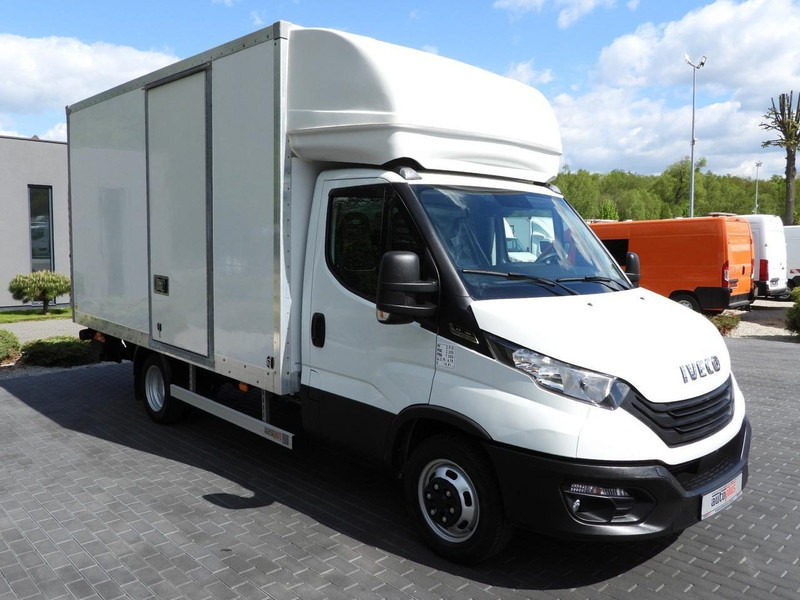 Iveco DAILY 35C16 KONTENER WINDA 8 PALET TEMPOMAT AUTOMAT HI-MATIC BLI - Furgoneta caja cerrada: foto 4 Iveco DAILY 35C16 KONTENER WINDA 8 PALET TEMPOMAT AUTOMAT HI-MATIC BLI - Furgoneta caja cerrada: foto 4