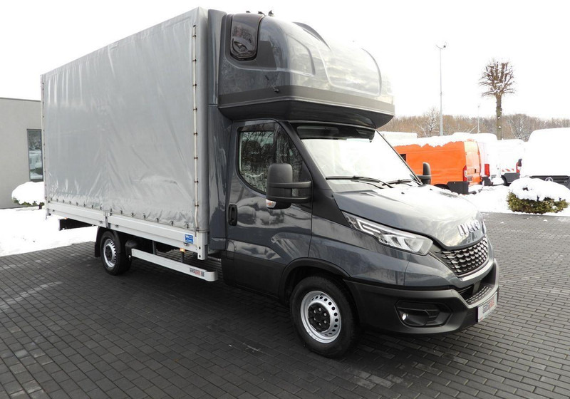 Iveco DAILY 35S18 - Furgoneta con lona: foto 4 Iveco DAILY 35S18 - Furgoneta con lona: foto 4