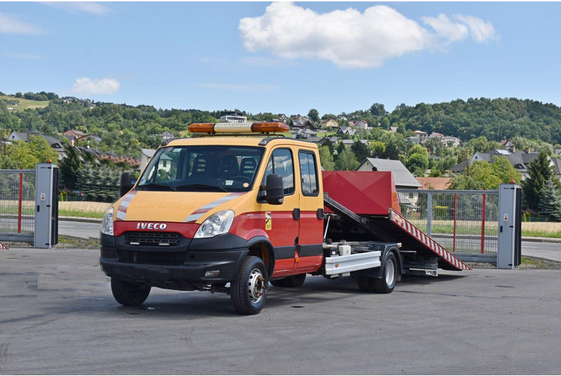 Iveco DAILY 70C17 - Grua de remolque autos: foto 2 Iveco DAILY 70C17 - Grua de remolque autos: foto 2