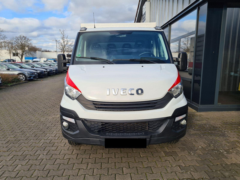 Iveco Daily 35 C15 Doka Curtain side - Furgoneta con lona: foto 3 Iveco Daily 35 C15 Doka Curtain side - Furgoneta con lona: foto 3