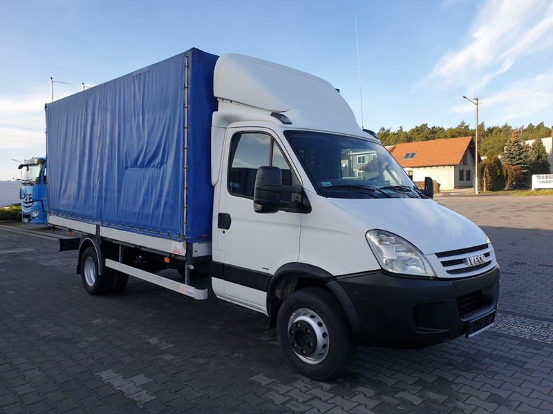 Iveco Daily 65C15 TILT 1.HAND - Furgoneta con lona: foto 5 Iveco Daily 65C15 TILT 1.HAND - Furgoneta con lona: foto 5